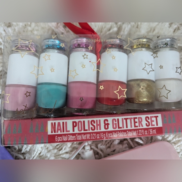 Nail kit - Picture 2 of 8